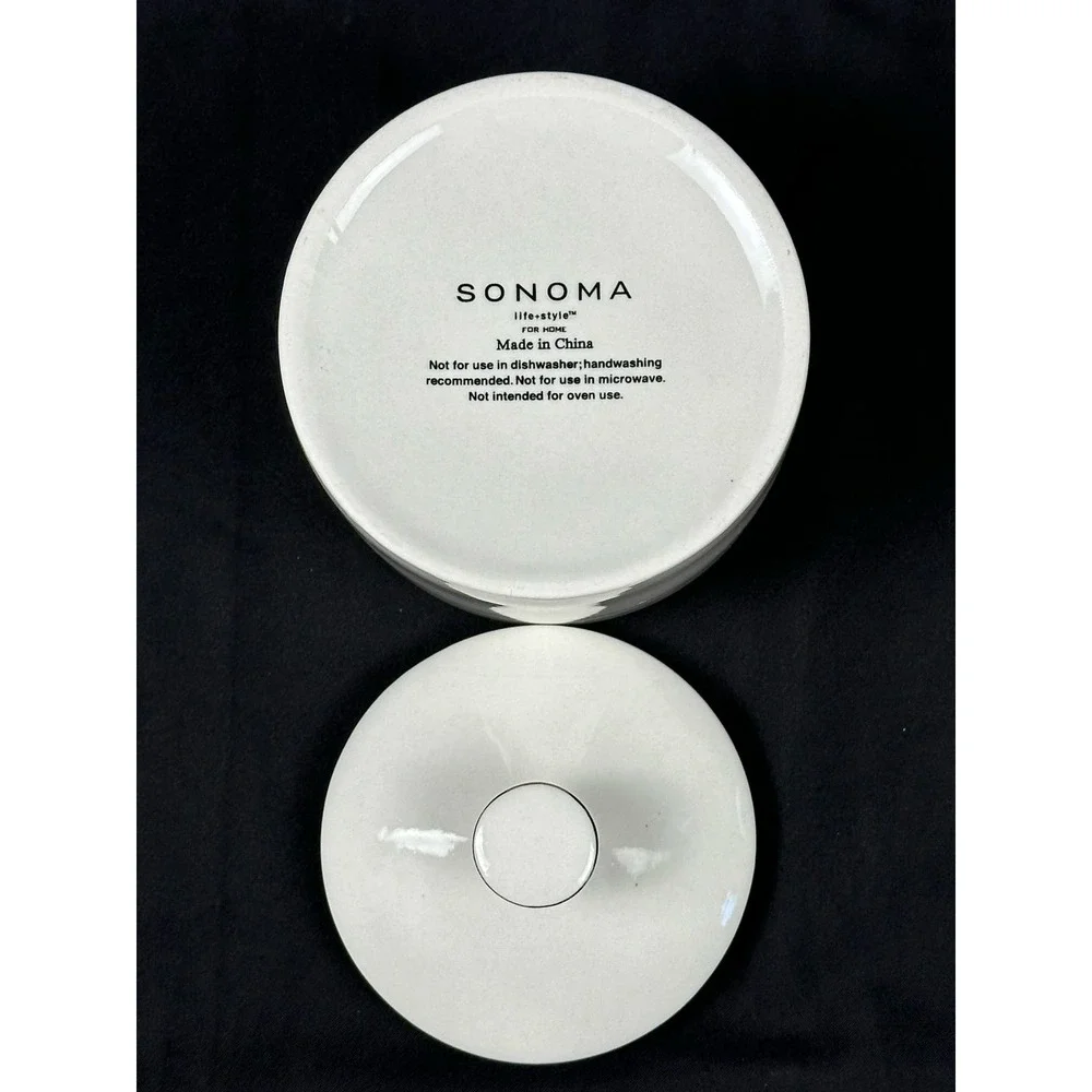 Sonoma Lifestyle Sugar Bowl with Lid white with Gold Trim